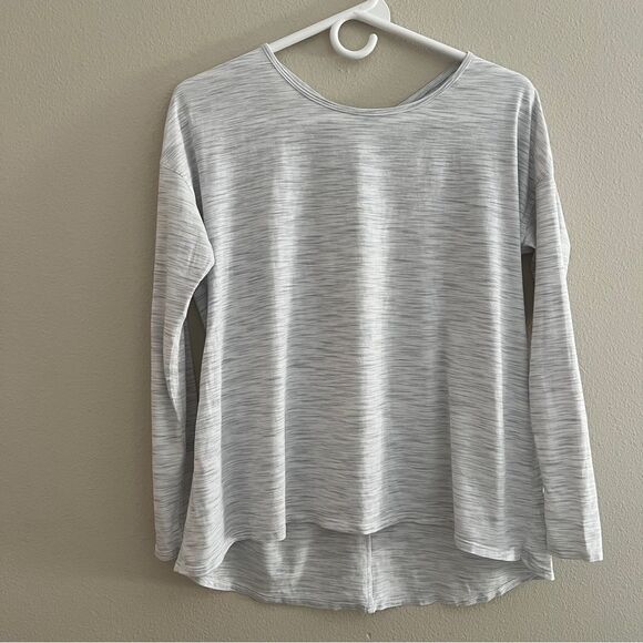 Lululemon back into it long sleeve open back top women’s size 6 gray - Picture 2 of 4
